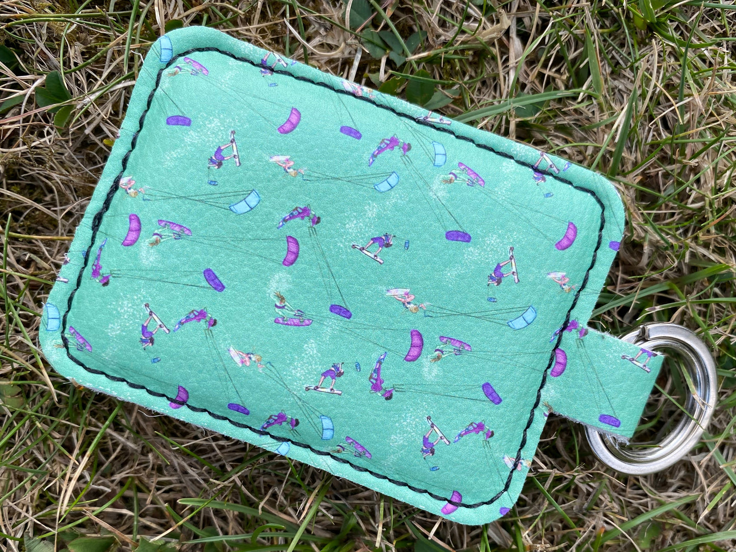 Green side of the leather textured keyring